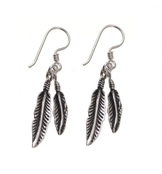 Pendiente hippie plumas
